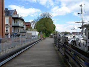 Leers Uferpromenade