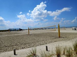 Strandsport wie Beachvolleyball